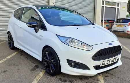 FORD FIESTA 1.0 T EcoBoost ST-Line